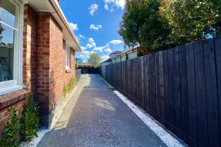 Photo of property in 626 Te Atatu Road, Te Atatu Peninsula, Auckland, 0610