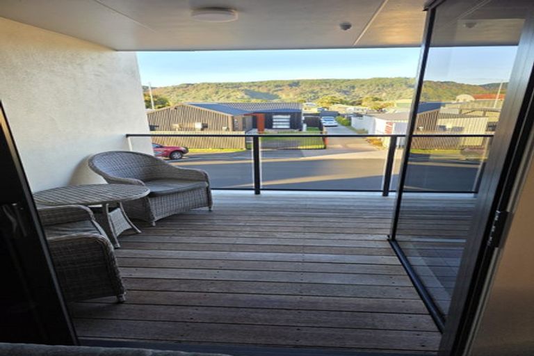 Photo of property in 105u1c Aickin Road, Whangamata, 3620