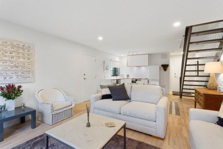 Photo of property in 4/388 Montreal Street, Christchurch Central, Christchurch, 8013