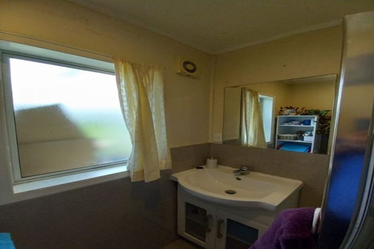 Photo of property in 23 Tane Street, New Lynn, Auckland, 0600