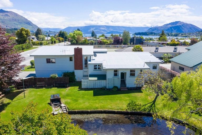 Photo of property in 84 Mcdougall Street, Wanaka, 9305