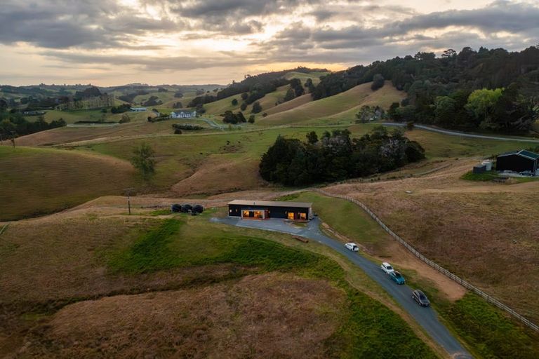 Photo of property in 312 Pukapuka Road, Pohuehue, Warkworth, 0983