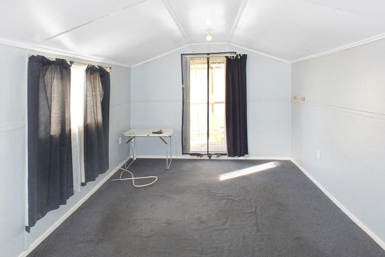 Photo of property in 45 Johnston Street, Foxton, 4814