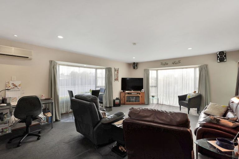 Photo of property in 6 Shearer Street, Tinwald, Ashburton, 7700