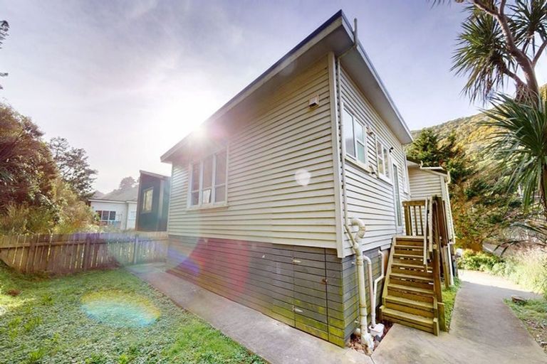 Photo of property in 287c Happy Valley Road, Owhiro Bay, Wellington, 6023
