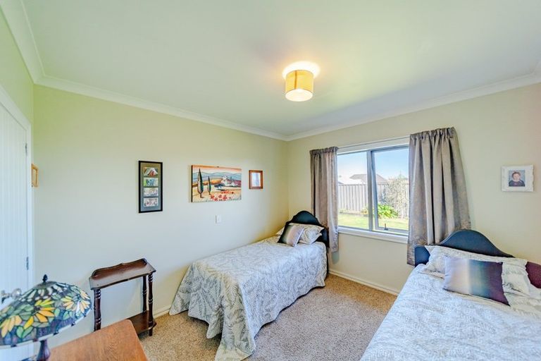 Photo of property in 4 Highgrove Place, Waipukurau, 4200