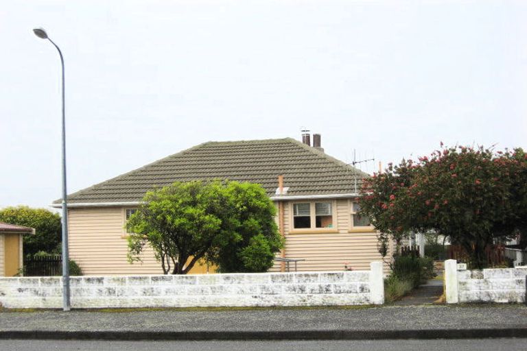 Photo of property in 37 Mill Street, Westport, 7825