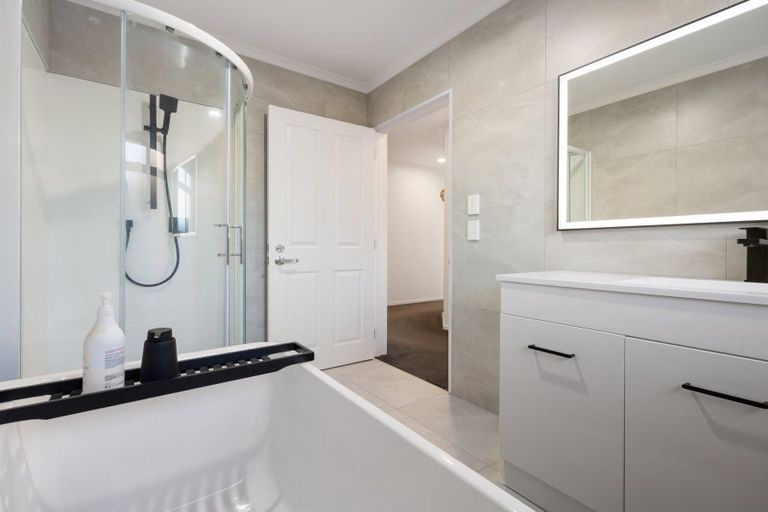 Photo of property in 17 Strathconnan Court, Rototuna, Hamilton, 3210
