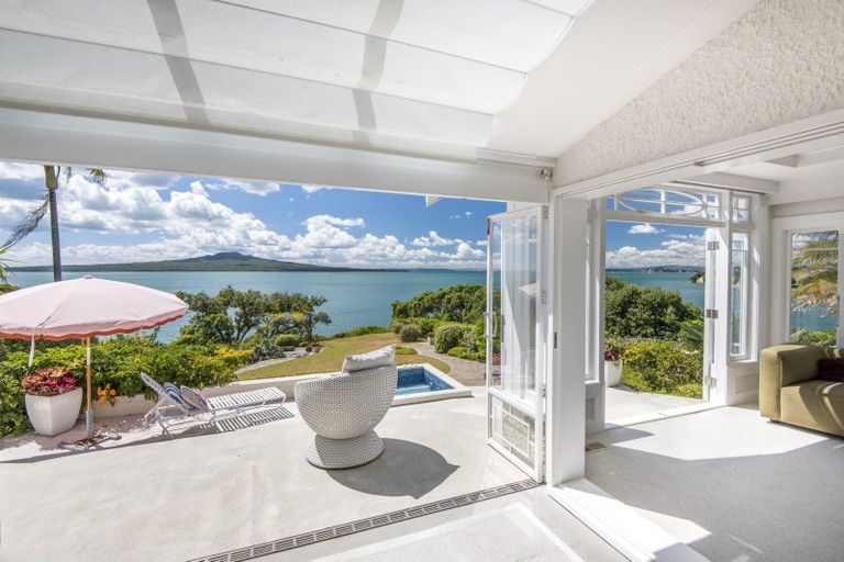 Photo of property in 18 Hamana Street, Narrow Neck, Auckland, 0622