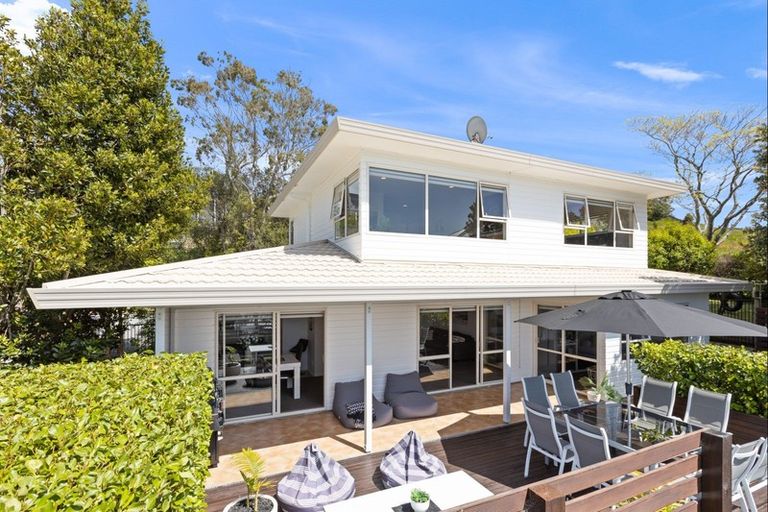 Photo of property in 13 Orewa Heights Crescent, Orewa, 0931