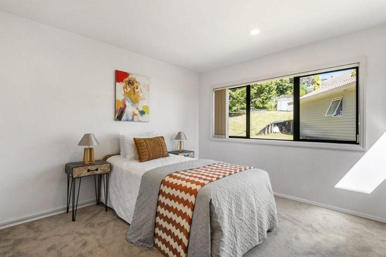 Photo of property in 11 Houhere Close, Albany, Auckland, 0632