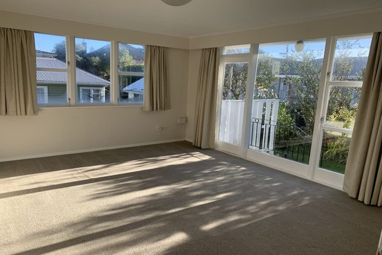 Photo of property in 378 Muritai Road, Eastbourne, Lower Hutt, 5013