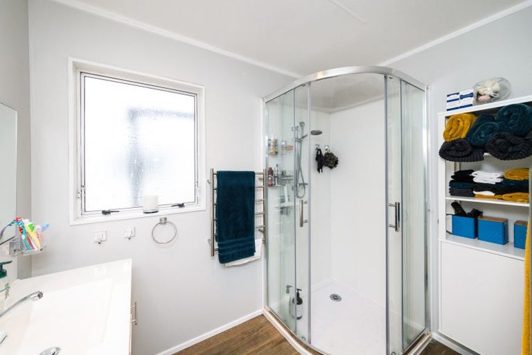 Photo of property in 44 Kaimanawa Street, Kelvin Grove, Palmerston North, 4414