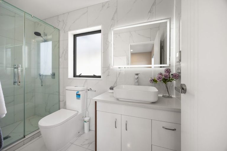 Photo of property in 67 Drumbuoy Drive, Flat Bush, Auckland, 2019