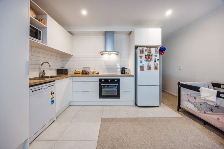 Photo of property in 4/20 Bader Drive, Mangere, Auckland, 2022