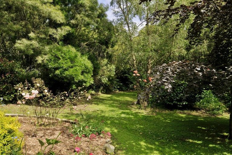 Photo of property in 669 Whitstone-five Forks Road, Five Forks, Oamaru, 9492