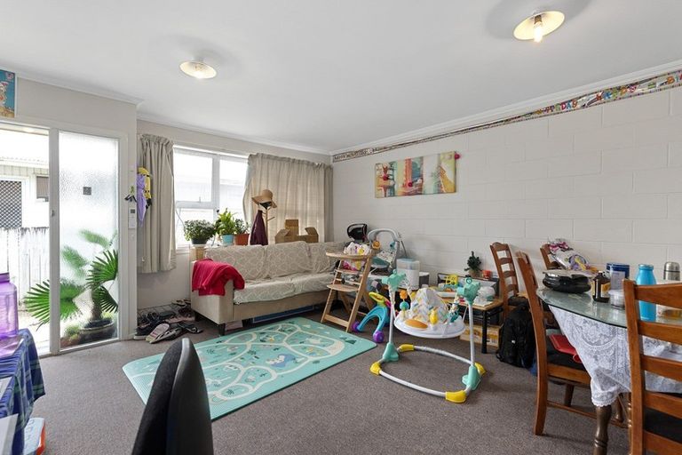 Photo of property in 118 Tawa Street, Melville, Hamilton, 3206