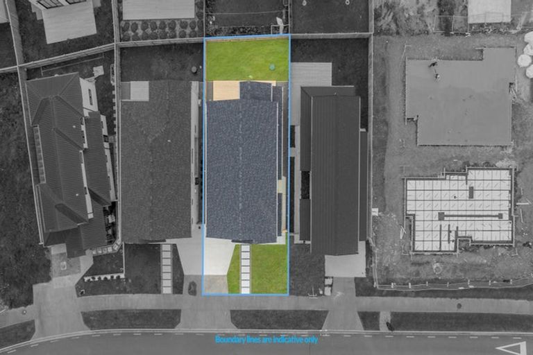 Photo of property in 22 Korowhiti Road, Clarks Beach, 2122