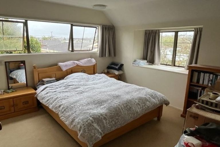 Photo of property in 1/16 Trafalgar Road, Milford, Auckland, 0620