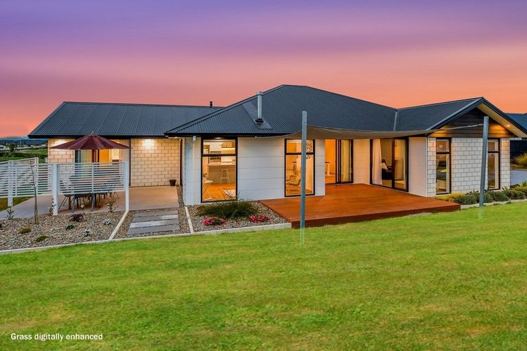 Photo of property in 5 Oak Ridge Drive, Te Awamutu, 3800