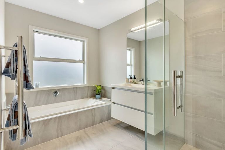 Photo of property in 22 Kaituna Place, Te Awa, Napier, 4110
