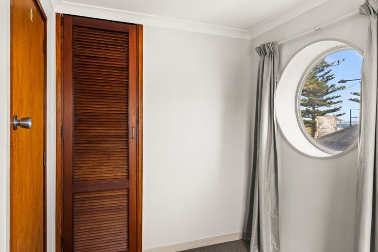 Photo of property in 241 Marine Parade, Napier South, Napier, 4110