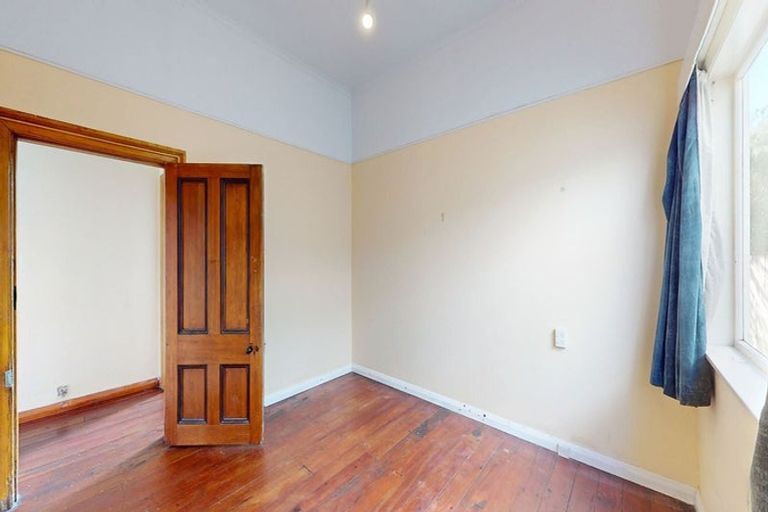 Photo of property in 23 Wilson Street, Newtown, Wellington, 6021
