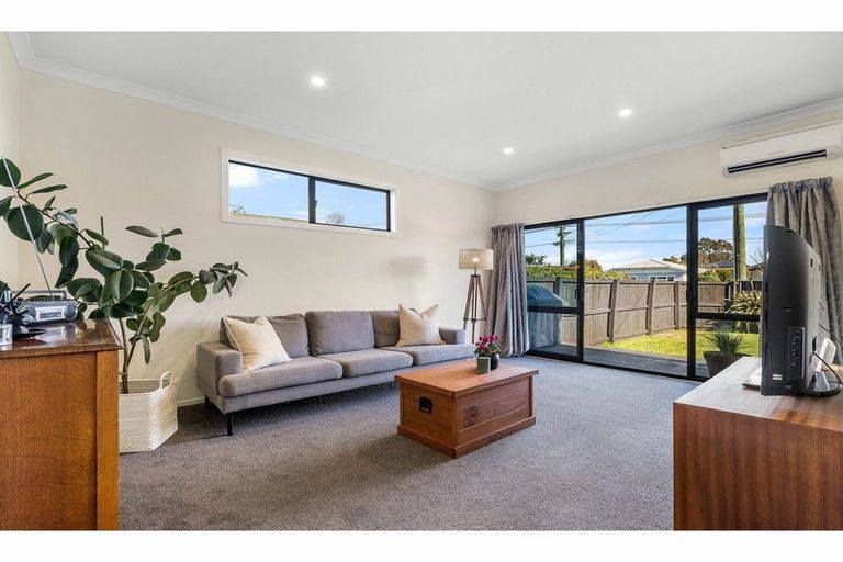 Photo of property in 102 Randolph Street, Woolston, Christchurch, 8062