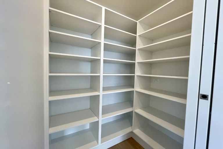 Photo of property in 21 Rita Angus Road, Belfast, 8051