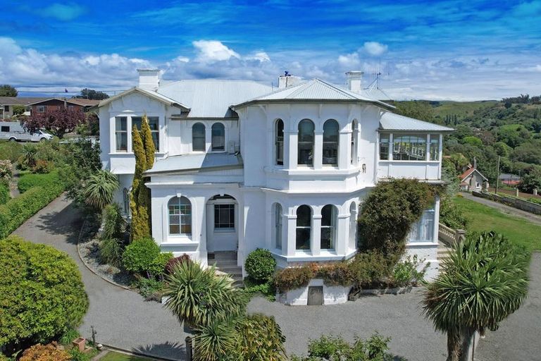 Photo of property in 1 Greta Street, South Hill, Oamaru, 9400