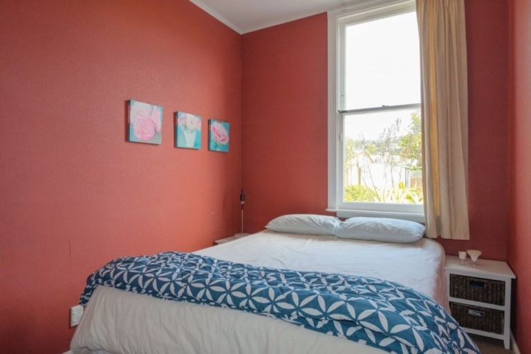 Photo of property in 43 Helena Street, Forbury, Dunedin, 9012