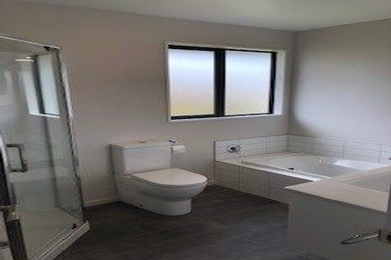 Photo of property in 8 Hamlett Drive, Woodend, 7610