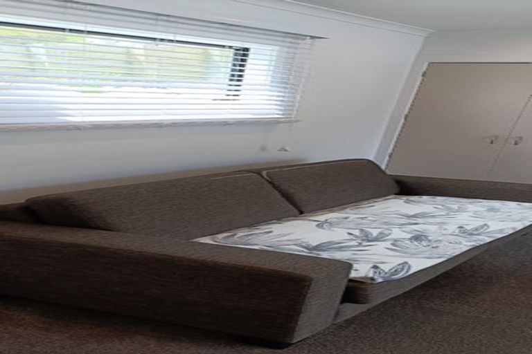 Photo of property in 4 Bewley Avenue, Macandrew Bay, Dunedin, 9014