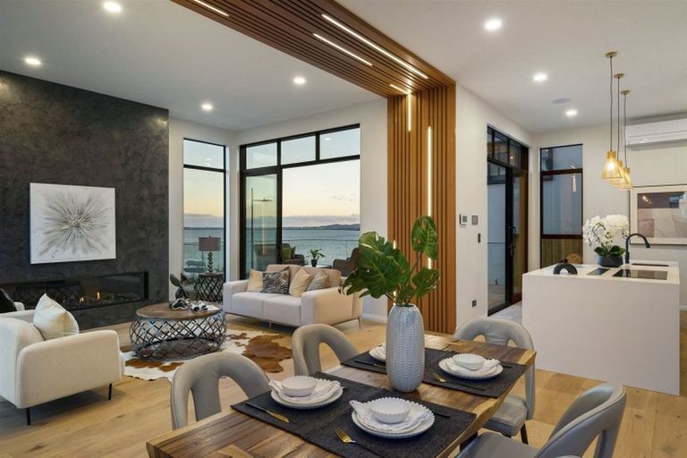 Photo of property in 1 Seawind Way, Hobsonville, Auckland, 0616