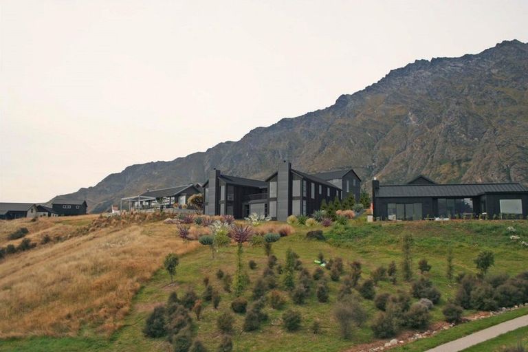 Photo of property in 3 Kintyre Court, Jacks Point, Queenstown, 9371