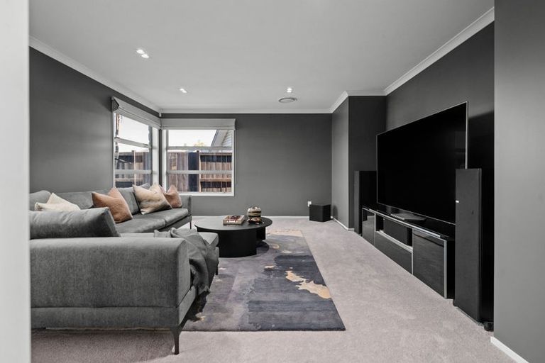 Photo of property in 140 Saint James Drive, Huntington, Hamilton, 3210