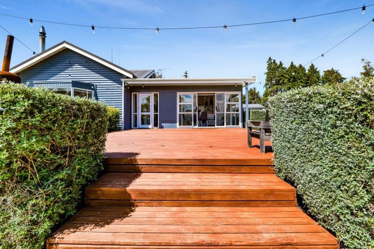 Photo of property in 1233 Egmont Road, Egmont Village, New Plymouth, 4372