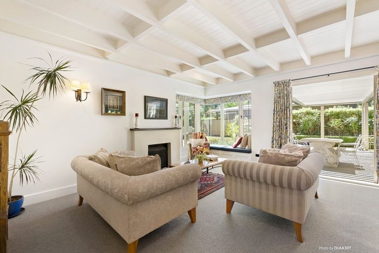 Photo of property in 17a Jellicoe Street, Greytown, 5712