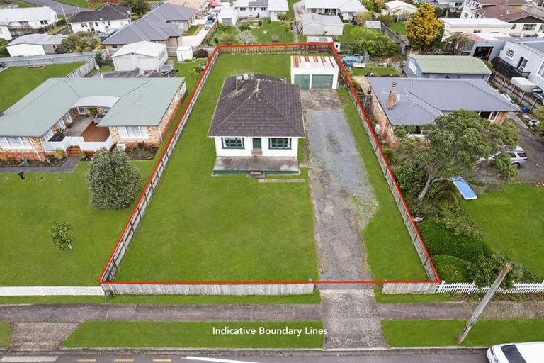 Photo of property in 13 Buckland Road, Tuakau, 2121