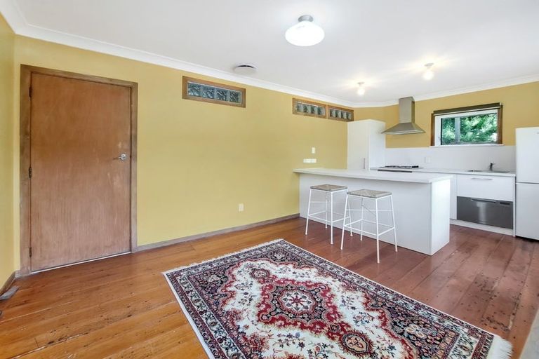 Photo of property in 47 Melrose Road, Island Bay, Wellington, 6023