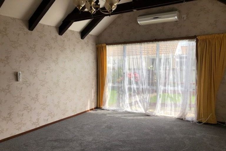 Photo of property in 58f Oxford Street, South Dunedin, Dunedin, 9012