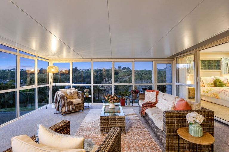 Photo of property in 3 Catlins Glen, Aotea, Porirua, 5024