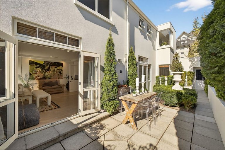 Photo of property in 41 Carlton Mill Road, Merivale, Christchurch, 8014