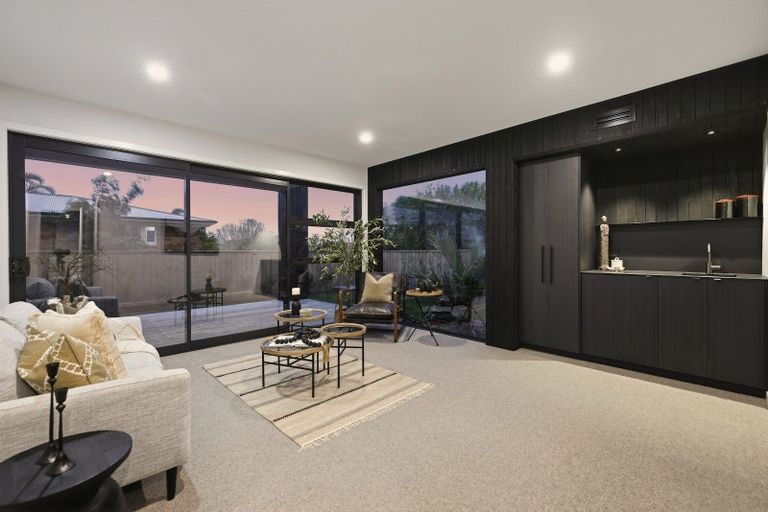 Photo of property in 58a Hinewa Road, Otumoetai, Tauranga, 3110