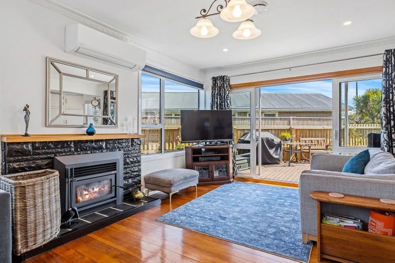 Photo of property in 1/409 Yaldhurst Road, Russley, Christchurch, 8042