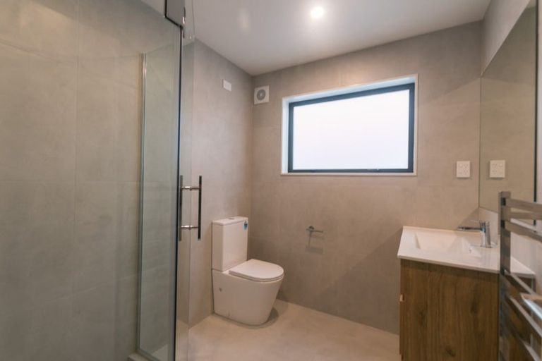 Photo of property in 82 Salisbury Road, Birkdale, Auckland, 0626