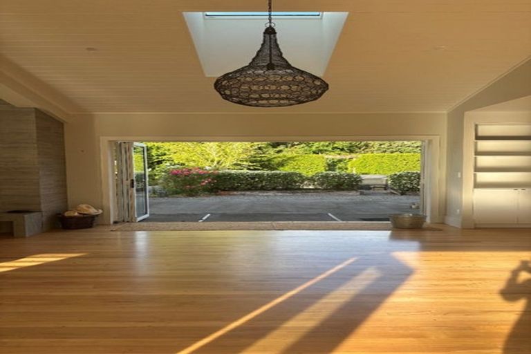 Photo of property in 95c Kuratawhiti Street, Greytown, 5794