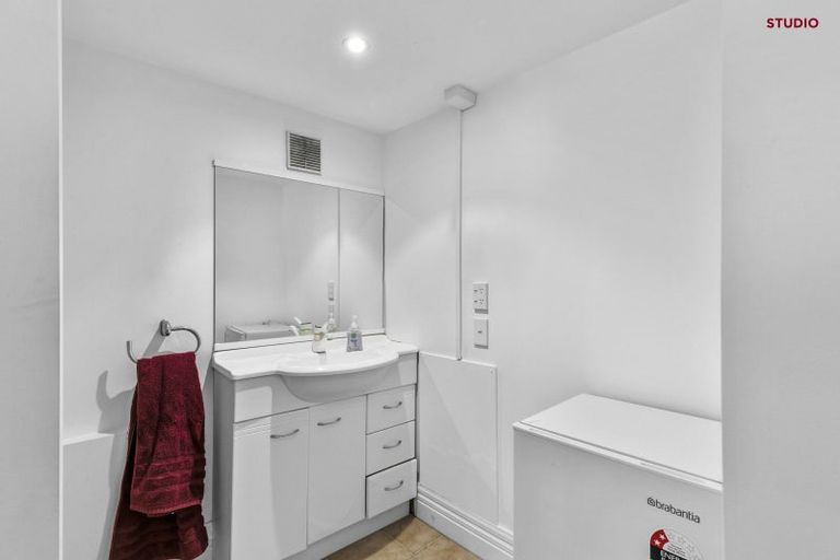 Photo of property in 246u1 The Terrace, Wellington Central, Wellington, 6011