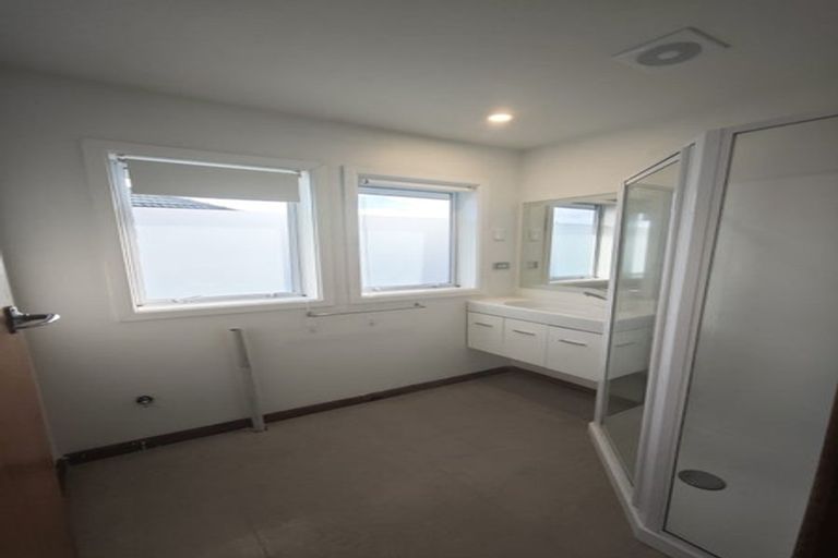 Photo of property in 8 Pauline Street, Linwood, Christchurch, 8062