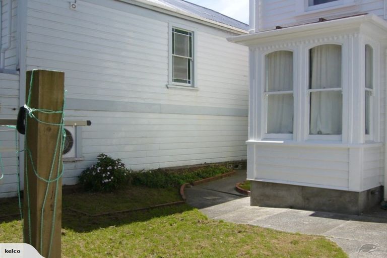 Photo of property in 78 Tasman Street, Mount Cook, Wellington, 6021